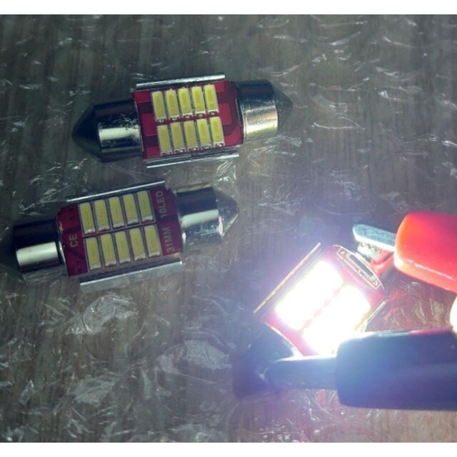 明光↑↑LED T10 x31mm 12V  ホワイト6500k【2個入】 自動車/バイクの自動車(汎用パーツ)の商品写真