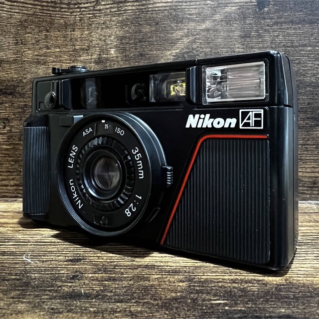 フィルムカメラ　NIKON L35AF 完動品