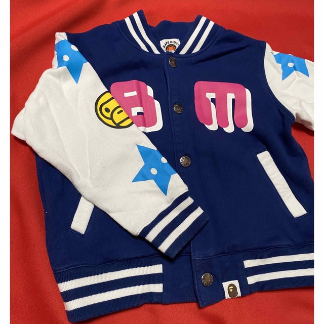 A BATHING APE(アベイシングエイプ)の正規品【BAPE KIDS】バーシティジャケット 110cm 男女兼用 キッズ/ベビー/マタニティのキッズ服女の子用(90cm~)(ジャケット/上着)の商品写真