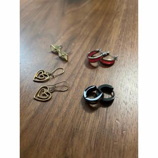 ピアス　アクセサリー(ピアス)