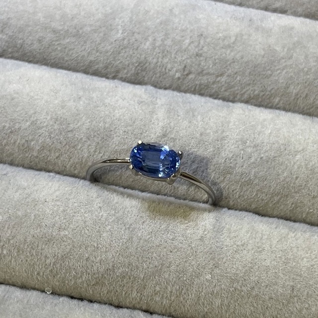 Deep Blue ... Kyanite oval ハンドメイドのアクセサリー(リング)の商品写真