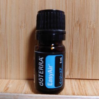 ドテラ(doTERRA)のドテラ　イージーエア　5ml(エッセンシャルオイル（精油）)