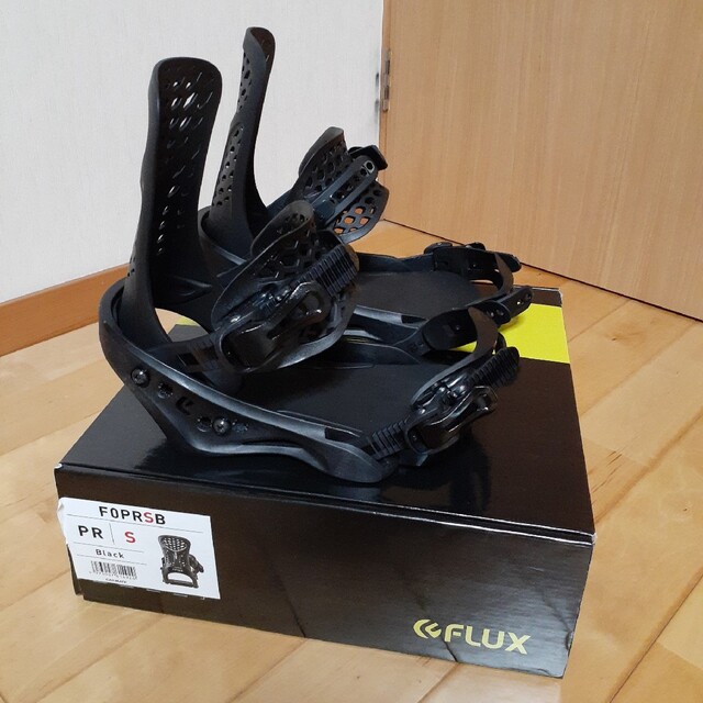 FLUX - 新品 FLUX PR Sサイズの通販 by ブライアン's shop｜フラックス ...