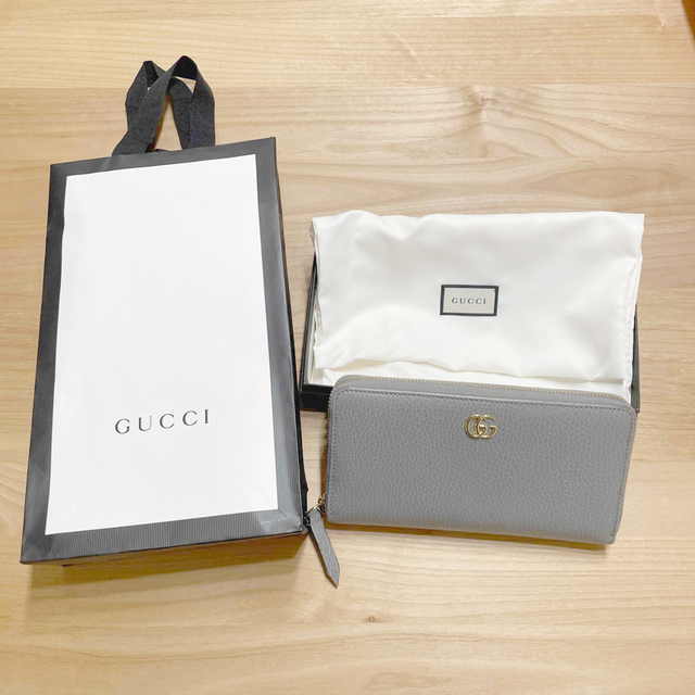 Gucci(グッチ)の最終値下げグッチ財布　長財布　グレー　美品　 レディースのファッション小物(財布)の商品写真