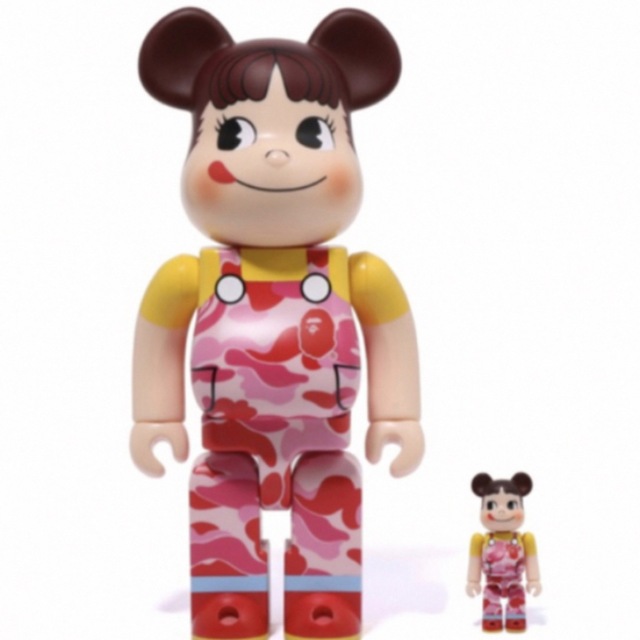 BE@RBRICK(ベアブリック)のBE@RBRICK BAPE（R）ペコちゃん 100％ & 400％  ピンク エンタメ/ホビーのフィギュア(その他)の商品写真