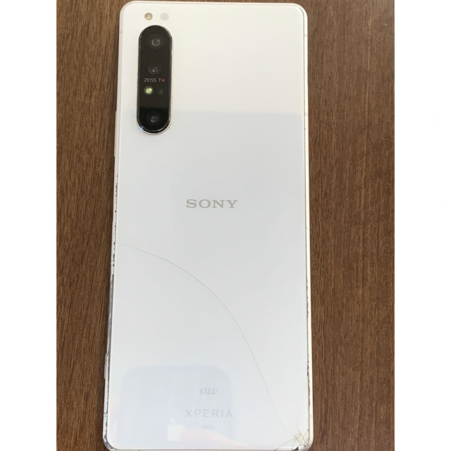 Xperia(エクスペリア)のXperia1Ⅱ SOG01 SIMロック解除済み スマホ/家電/カメラのスマートフォン/携帯電話(スマートフォン本体)の商品写真