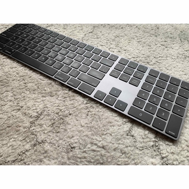 APPLE MAGIC KEYBOARD(テンキー付きUS配列)