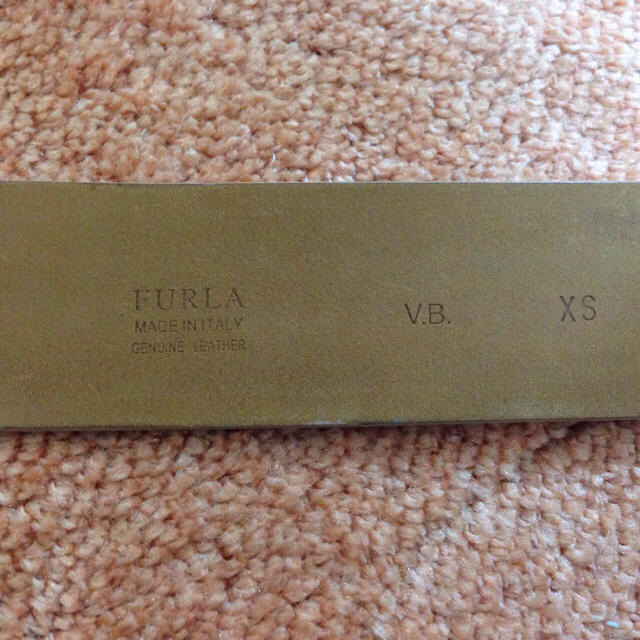 Furla(フルラ)の値下中☆ FURLAベージュ ベルト レディースのファッション小物(ベルト)の商品写真