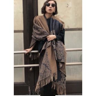 アメリヴィンテージ(Ameri VINTAGE)のameri vintage DAMASK JACQUARD ケープ ポンチョ(ポンチョ)