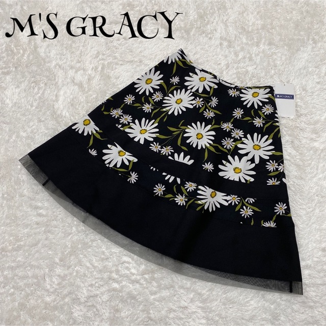 新品】M'S GRACY エムズグレイシー ☆ フレアスカート 黒 花柄 