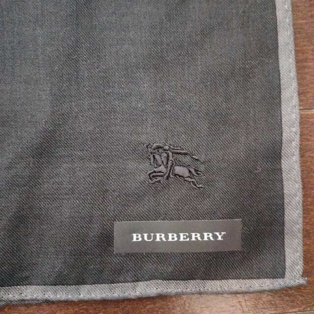 BURBERRY(バーバリー)のBURBERRY ハンカチ 新品未使用 バーバリー メンズのファッション小物(ハンカチ/ポケットチーフ)の商品写真