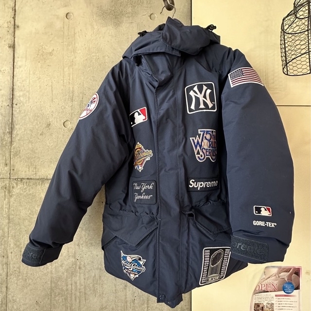 Supreme - Supreme New York Yankees GORE-TEX 700の通販 by ぶ Supreme - Supreme New York Yankees GORE-TEX 700の通販 by ぶ