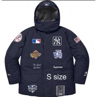 シュプリーム(Supreme)のSupreme New York Yankees GORE-TEX 700(ダウンジャケット)