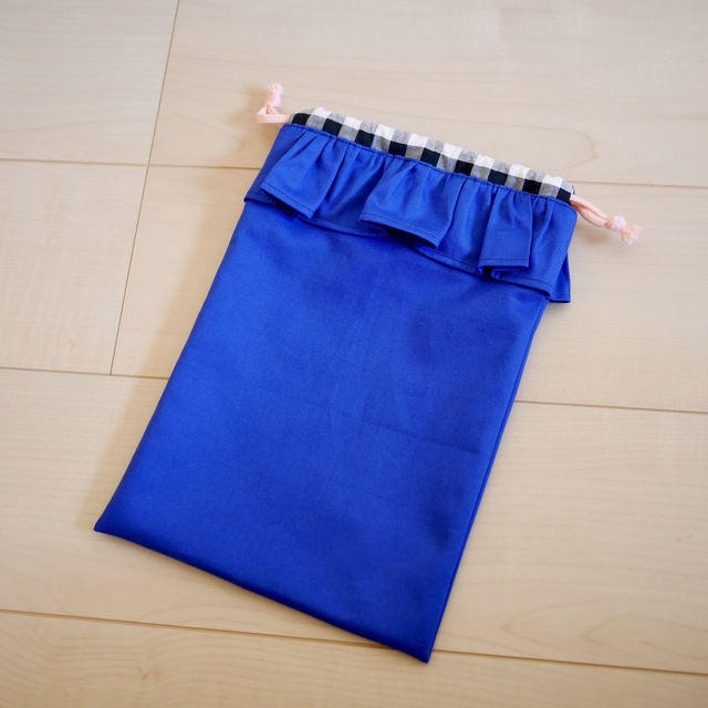 ♡sale♡ ラッフルカラーのような巾着　うわばき入れ ハンドメイドのキッズ/ベビー(外出用品)の商品写真
