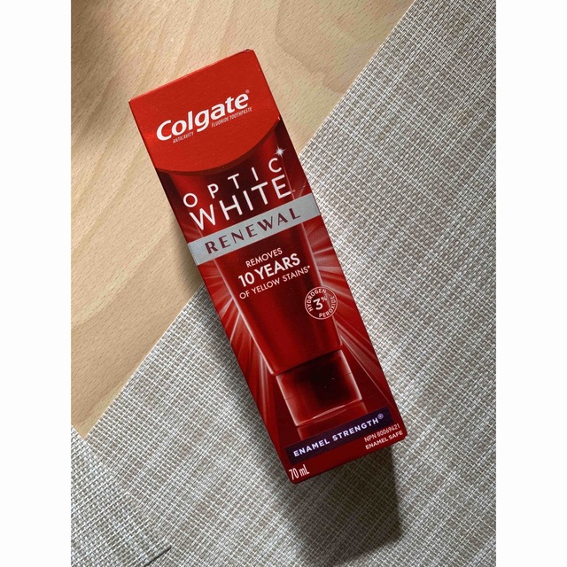 残り3点 Colgate コルゲート ホワイトニング歯磨き粉 コスメ/美容のオーラルケア(歯磨き粉)の商品写真