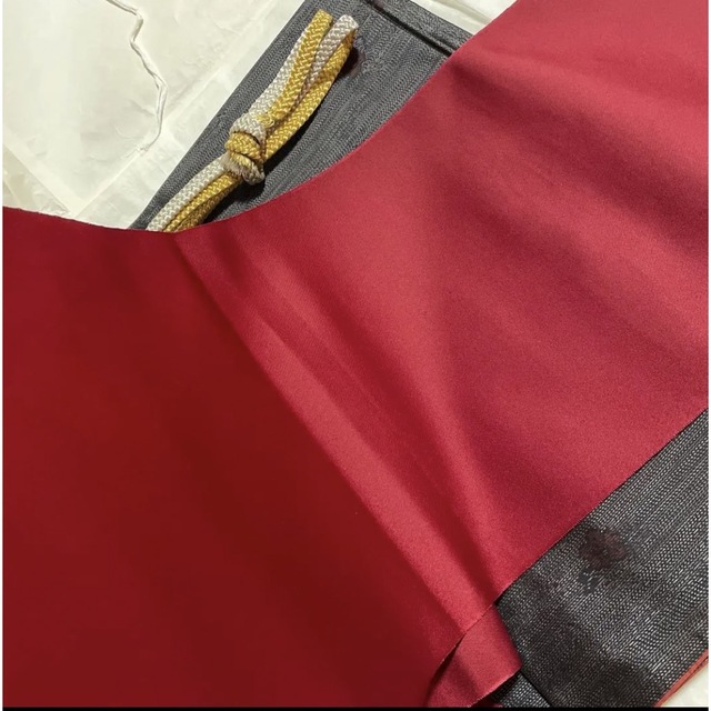 名古屋帯　(エンジ地に金糸×白×黄緑×ピンク) レディースの水着/浴衣(帯)の商品写真