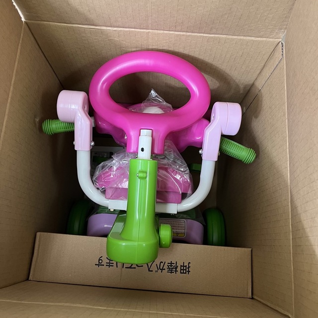 ☆新品未使用☆ ベネトン BENETTON オリトリオ2 折りたたみ三輪車の ☆新品未使用☆ ベネトン BENETTON オリトリオ2 折りたたみ三輪車の