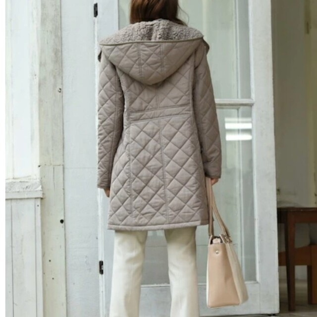 RU(アールユー)のキルティング 中綿 コート レディースのジャケット/アウター(ロングコート)の商品写真