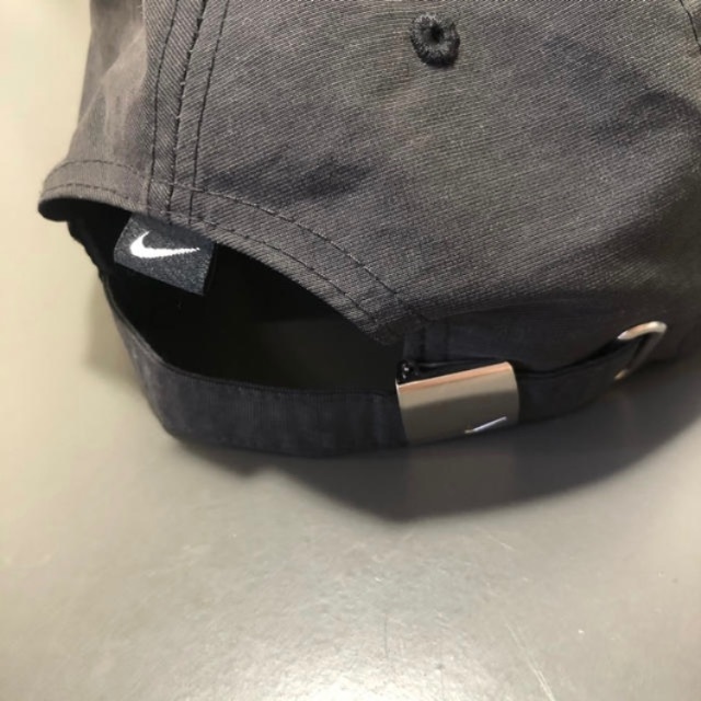 NIKE(ナイキ)の'90s〜'00s NIKE metal swoosh cap 激レア メンズの帽子(キャップ)の商品写真