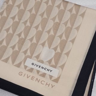 ジバンシィ(GIVENCHY)の値下げ📌ジバンシィ☆大判ハンカチーフ❤️58×58(ハンカチ)