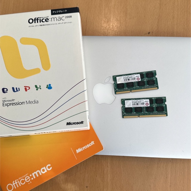 Transcend(トランセンド)の【Office:Mac付】メモリー　DDR3 1333 8GB KIT スマホ/家電/カメラのPC/タブレット(PCパーツ)の商品写真