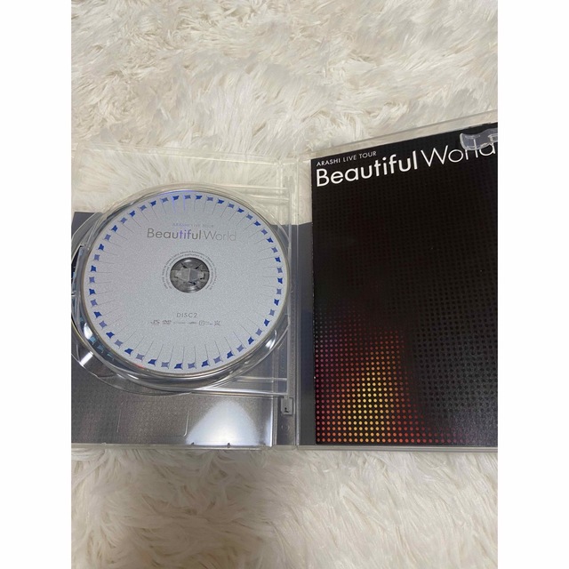 嵐(アラシ)のARASHI LIVE TOUR Beautiful World 通常盤 エンタメ/ホビーのDVD/ブルーレイ(アイドル)の商品写真