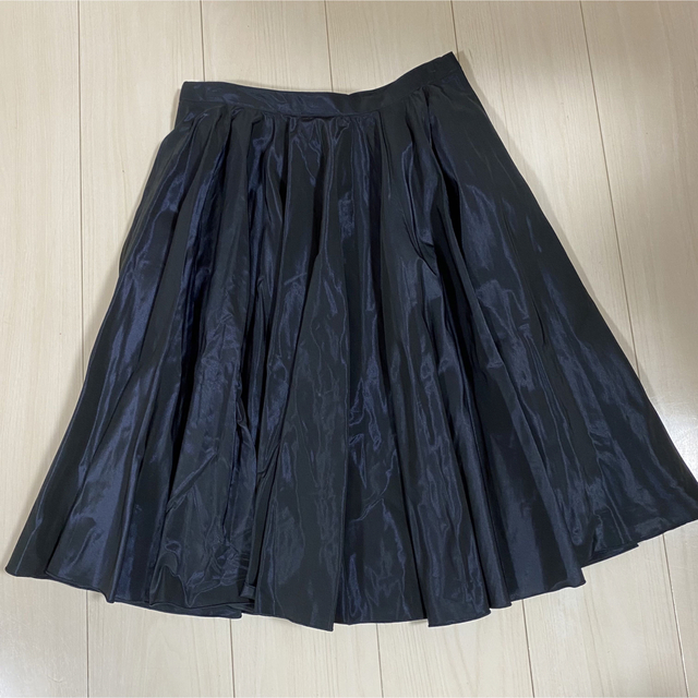 美品  デュアルビューの黒のスカート