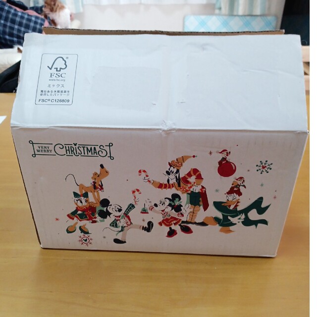 Disney ディズニーストア22クリスマス配送ダンボールの通販 By しるべすたー S Shop ディズニーならラクマ