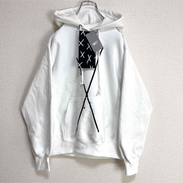 【入荷困難】BEAMS 星野源×オオクボリュウ Kiss hoodie