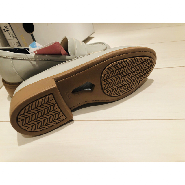 asics(アシックス)の新品✨オールデイウォークの晴雨兼用滑りにくいソール採用ローファーグレー レディースの靴/シューズ(ローファー/革靴)の商品写真