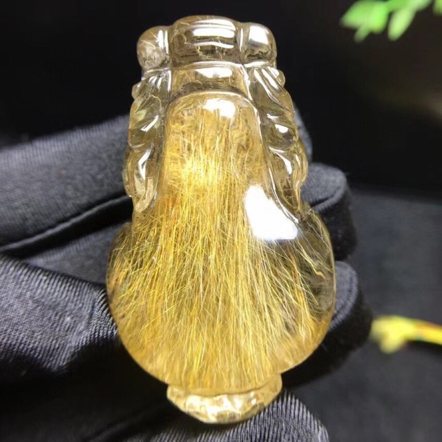 春早割 ルチル 【天然】ゴールド クオーツ 68.9g 貔貅 ルース 各種