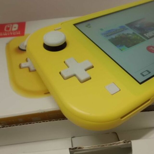 Nintendo Switch Lite Yellow 任天堂スイッチライト