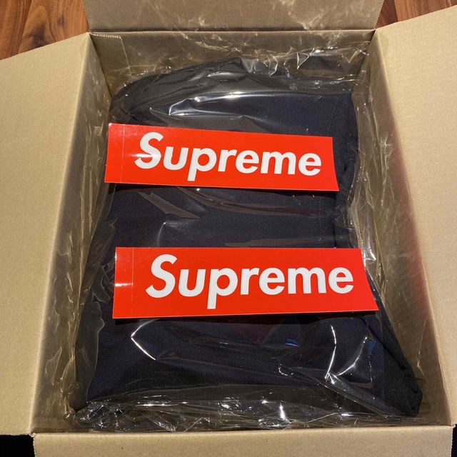 Supreme(シュプリーム)のシュプリームMサイズ/SatinAppliqueHoodedSweatshirt メンズのトップス(パーカー)の商品写真