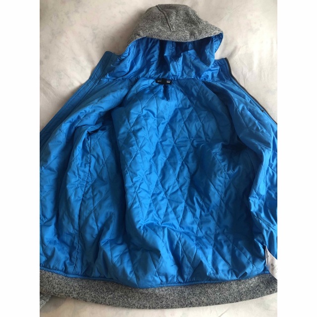 patagonia(パタゴニア)のpatagonia インサレーテッド　ベターセーター　フーディ　グレーサイズS メンズのジャケット/アウター(ブルゾン)の商品写真