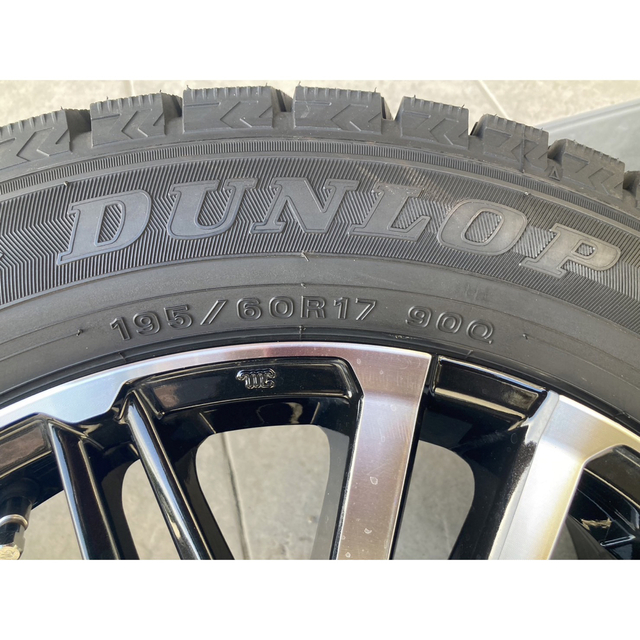 195/60R17 スタッドレス DUNLOP WINTER MAXX02