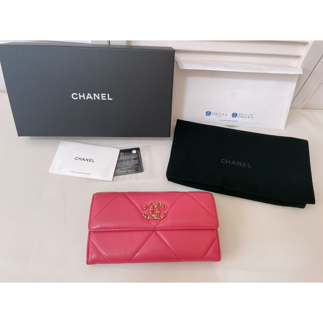 CHANEL(シャネル)のシャネル CHANEL CHANEL19 ロングフラップウォレット レディースのファッション小物(財布)の商品写真