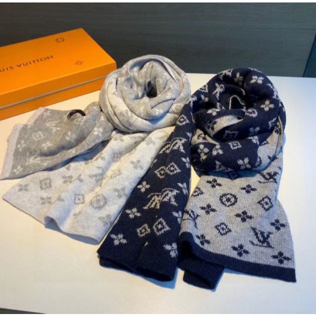 LOUIS VUITTON ルイヴィトン ニットマフラー男女兼用 商品の状態 品数 LOUIS VUITTON ルイヴィトン ニットマフラー男女兼用 商品の状態 品数