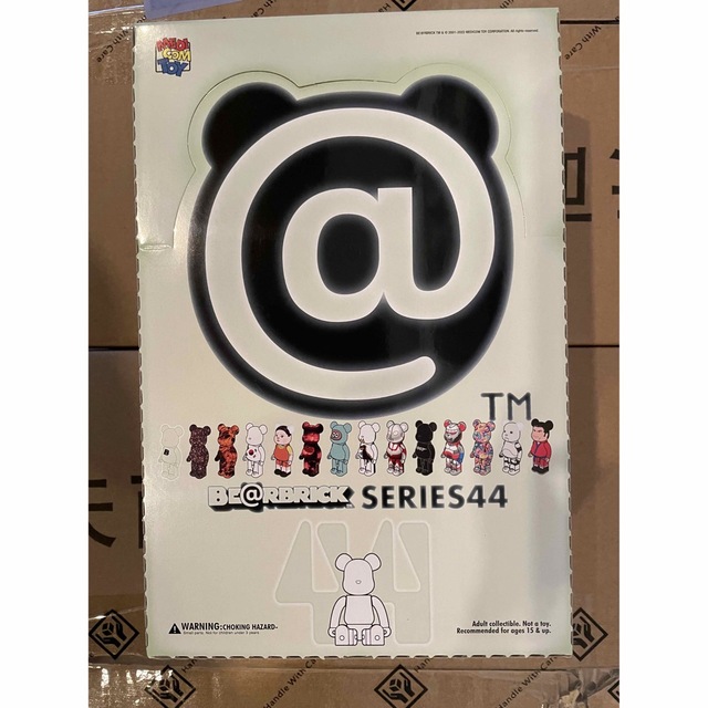 ベアブリック BE@RBRICK SERIES 44(BOX24個) その他 ベアブリック BE@RBRICK SERIES 44(BOX24個) その他
