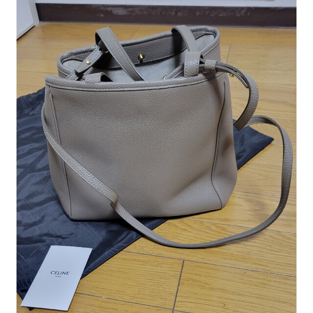 celine(セリーヌ)のサマーセール　CELINEフォールドカバスモール新品同様 レディースのバッグ(トートバッグ)の商品写真