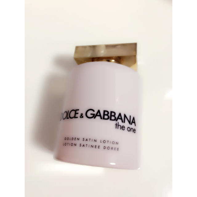 DOLCE&GABBANA(ドルチェアンドガッバーナ)のドルチェアンドガッバーナボディーローション コスメ/美容のボディケア(ボディローション/ミルク)の商品写真