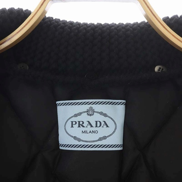 PRADA(プラダ)のプラダ PRADA フード ダウンコート ジップアップ ナイロン アウター 黒 レディースのジャケット/アウター(ダウンコート)の商品写真