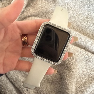 Apple Watch - Apple Watch Nike SE 44mm GPS シルバー アルミニウムの 
