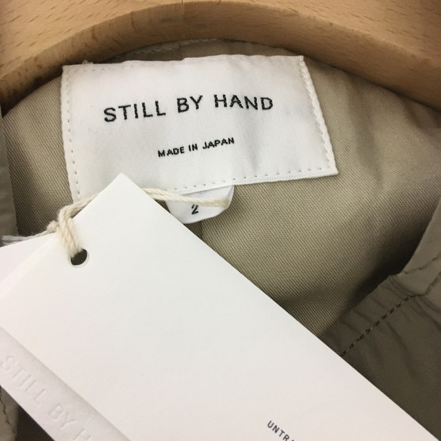 STILL BY HAND(スティルバイハンド)の22AW STILL BY HAND シンサレートキルト素材 モッズコート  メンズのジャケット/アウター(モッズコート)の商品写真