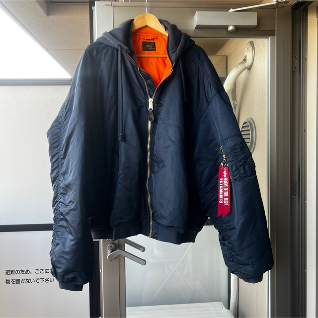 VETEMENTS - vetements MA-1 フード付 ボンバージャケット