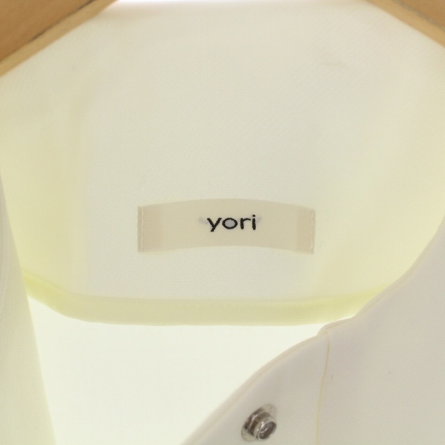 ヨリ yori 22年製 ポケットフリルジャケット ノーカラー F 白