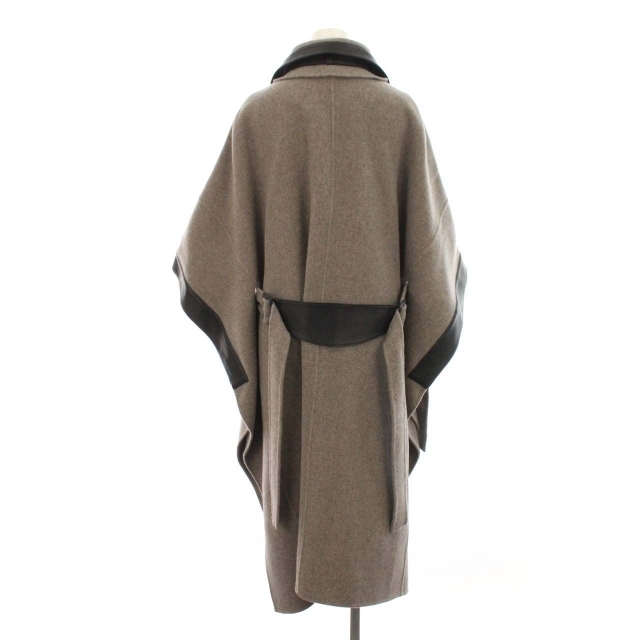 ページの】 ADORE - アドーア 19AW ルチアーナリバーコート ポンチョ