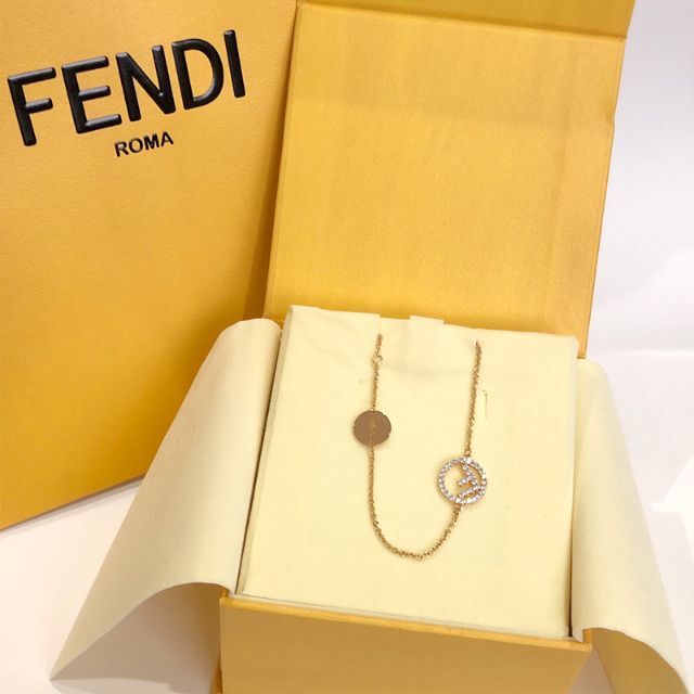 FENDI エフ イズ フェンディ ブレスレット ゴールド