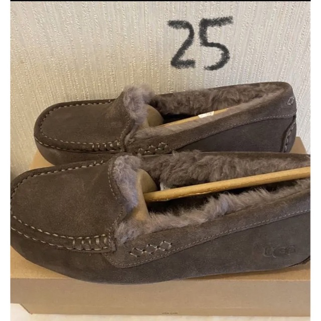 UGG - アグ UGG モカシン ANSLEY アンスレー サンダークラウド 25cmの