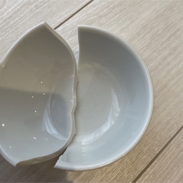 割れたお皿 金継ぎ 陶器 陶器皿 | フリマアプリ ラクマ