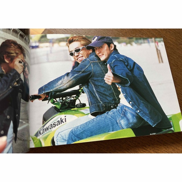 Juice B’z LIVE-GYM PLEASURE 2000 エンタメ/ホビーのタレントグッズ(ミュージシャン)の商品写真